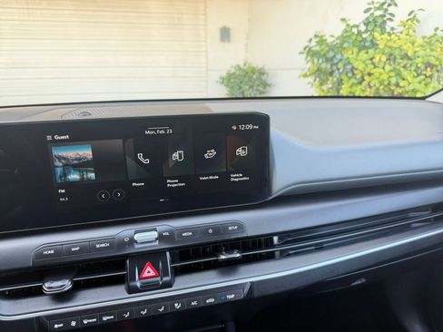 Used 2025 Kia K4 LXS image 20