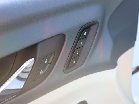 Used 2023 GMC Acadia Denali w/ Denali Ultimate Package image 22