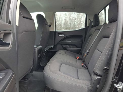 Certified 2022 Chevrolet Colorado LT w/ LT Convenience Package image 12