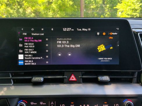 Used 2025 Kia Sportage SX FWD image 17
