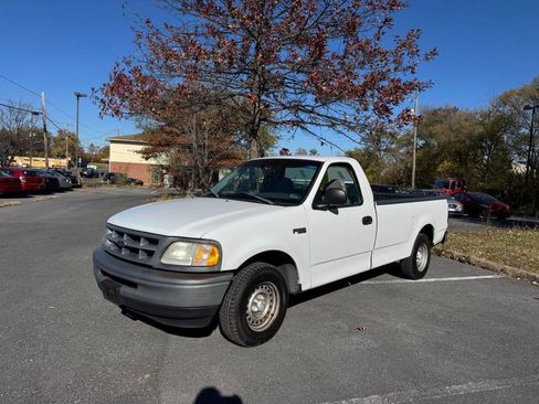 Used 1998 Ford F150 XL image 2