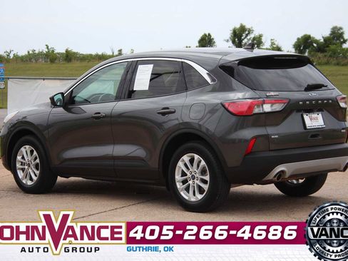 Used 2020 Ford Escape SE FWD image 6