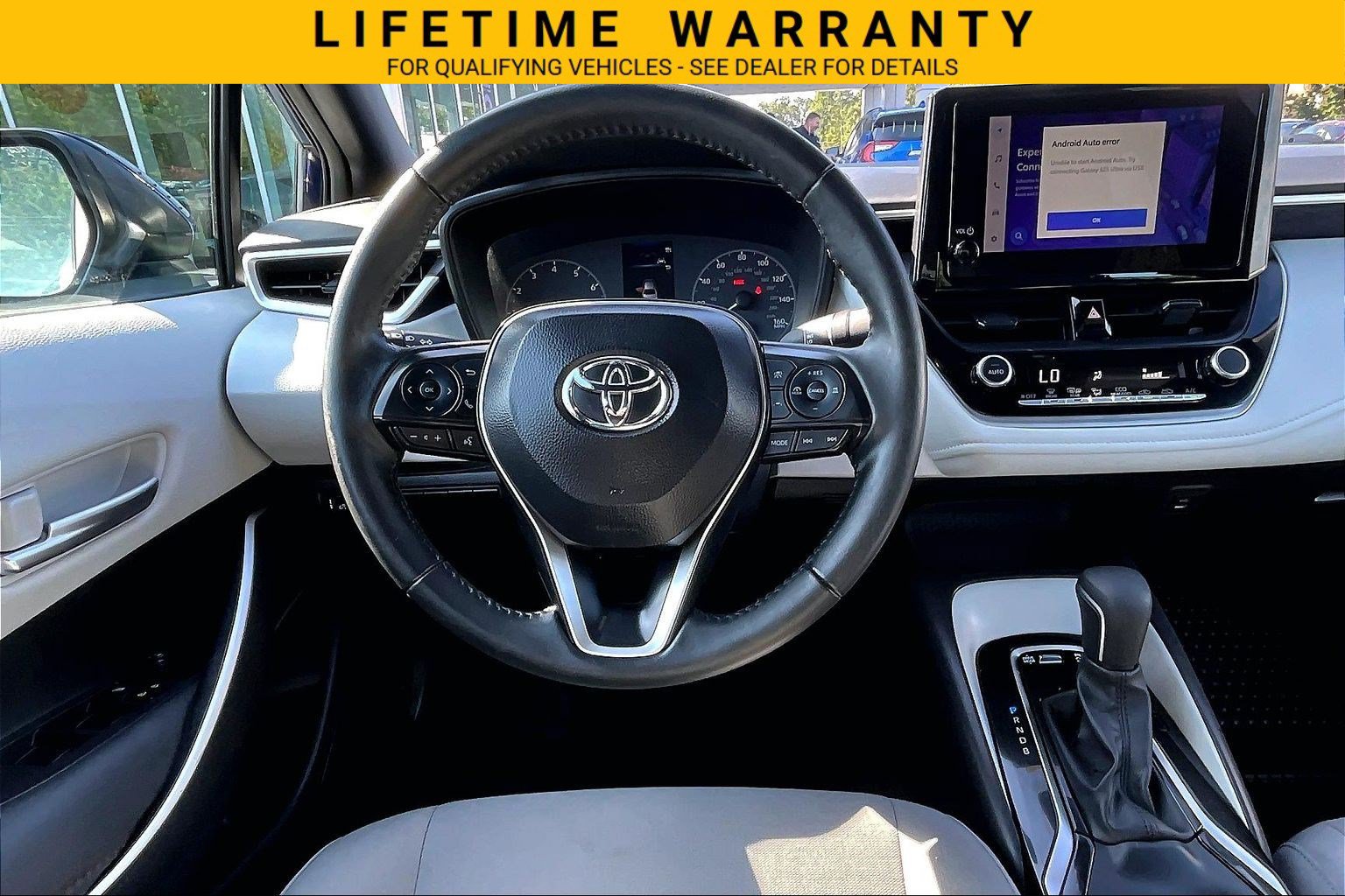 Used 2025 Toyota Corolla SE FWD image 5