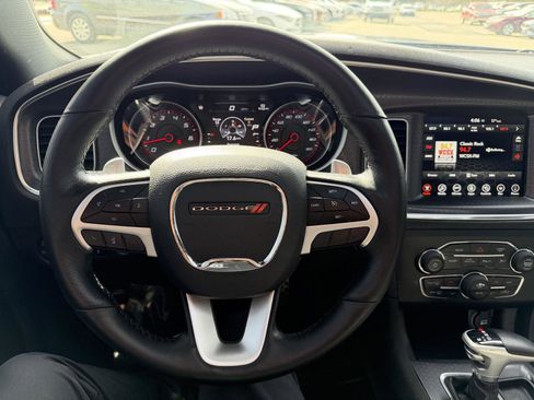 Used 2017 Dodge Charger R/T Scat Pack w/ Beats Audio Group image 11