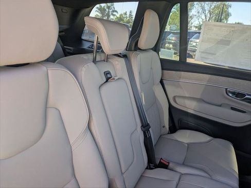 New 2026 Volvo XC90 B6 Plus w/ Protection Package Premier AWD/4WD image 13