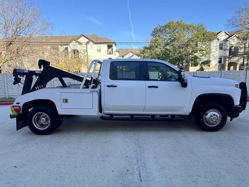 Used 2020 Chevrolet Silverado 3500 W/T w/ WT Fleet Convenience Package image 6