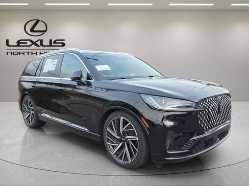 Used 2025 Lincoln Aviator Black Label image 7