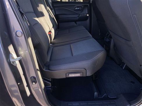 Used 2020 Honda Ridgeline Sport image 39