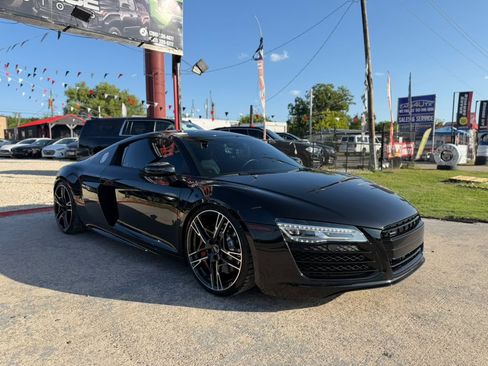 Used 2015 Audi R8 V10 AWD/4WD image 1