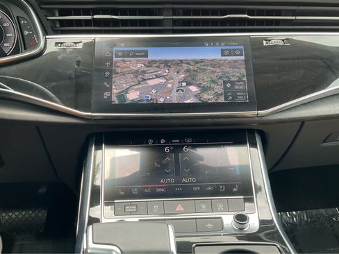 Used 2025 Audi Q8 Premium Plus AWD/4WD image 21