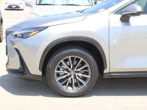 Certified 2024 Lexus NX 250 FWD image 4