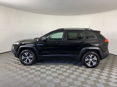 Used 2018 Jeep Cherokee Trailhawk w/ Quick Order Package 27L image 6