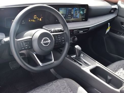 New 2026 Nissan Kicks SV w/ SV Premium Package AWD/4WD image 11