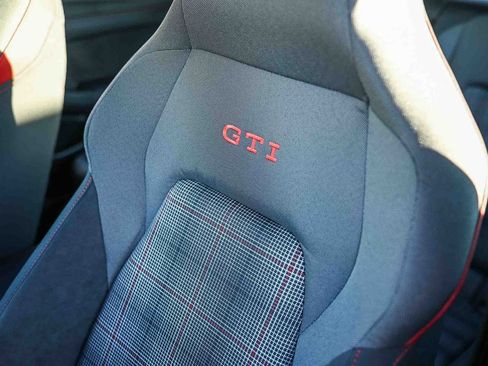 New 2026 Volkswagen GTI S image 32