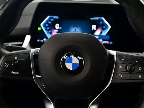 Used 2025 BMW X2 xDrive28i image 12