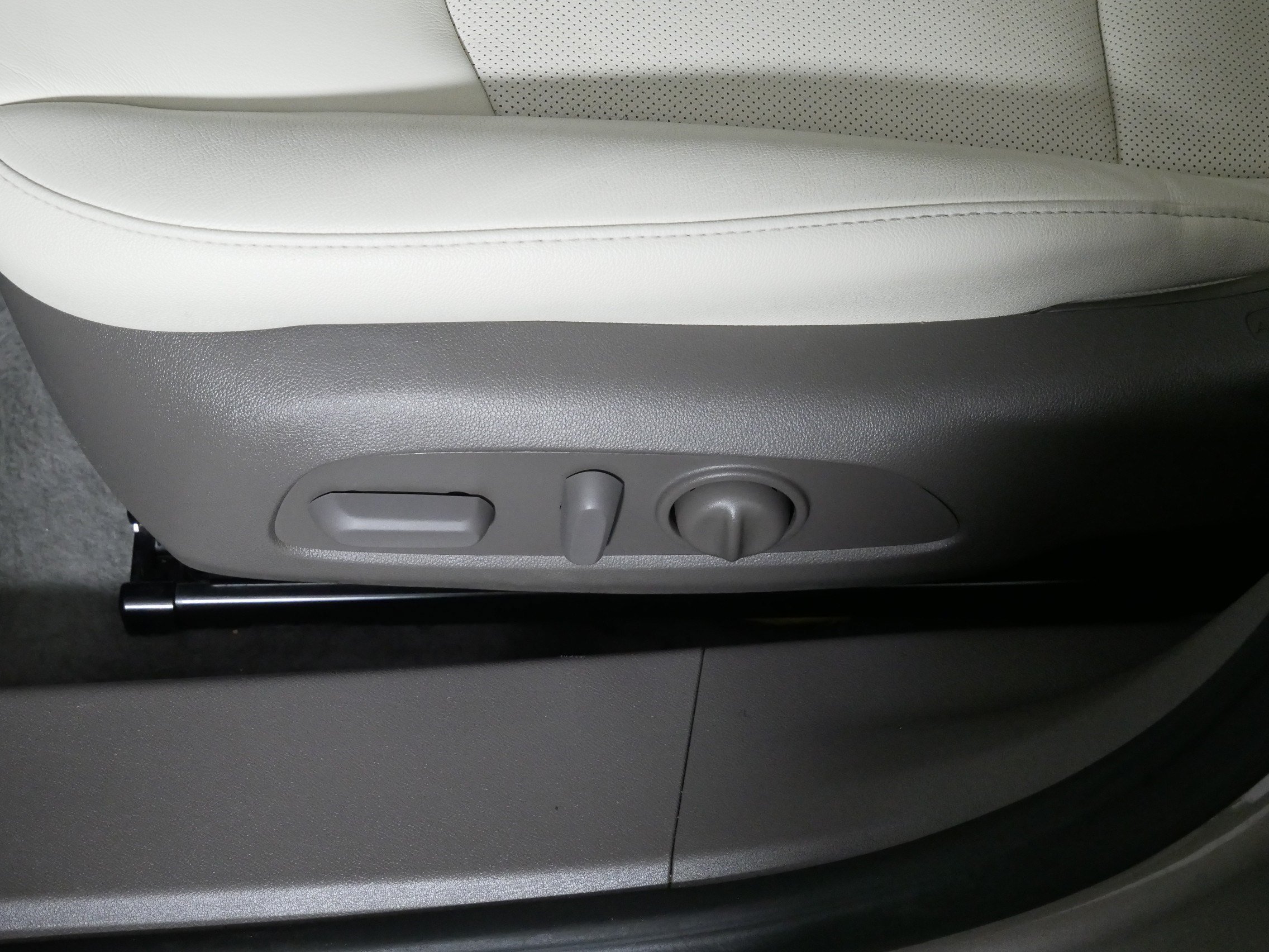 Used 2024 Chevrolet Malibu LT FWD image 20