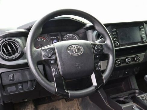 Used 2022 Toyota Tacoma SR image 9