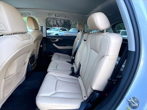 New 2026 Audi Q7 3.0T Premium Plus image 17