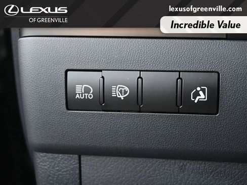 Used 2019 Lexus LX 570 4WD w/ Luxury Package image 13