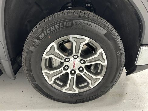Used 2025 GMC Sierra 1500 SLT AWD/4WD image 63