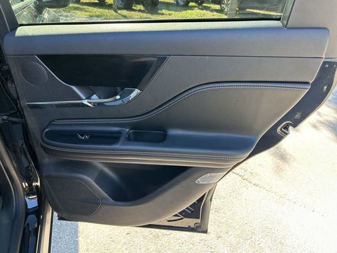 Used 2023 Lincoln Corsair Standard image 45