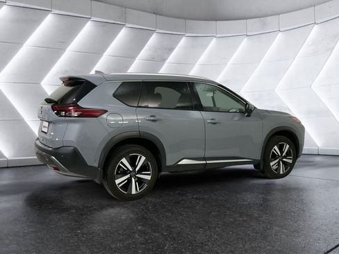 Used 2023 Nissan Rogue SL w/ SL Premium Package AWD/4WD image 4