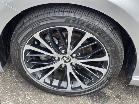 Used 2020 Toyota Camry SE image 27