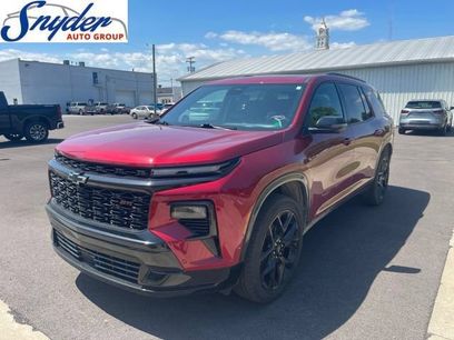 Used 2024 Chevrolet Traverse RS w/ LPO, Floor Liner Package