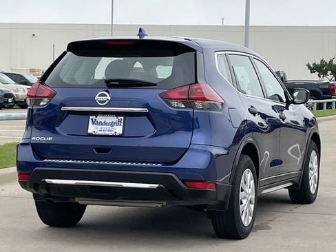 Used 2020 Nissan Rogue S FWD image 4