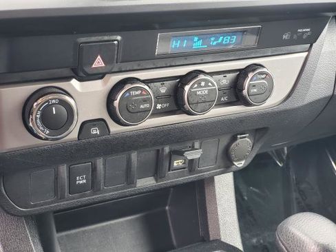 Used 2023 Toyota Tacoma SR image 15