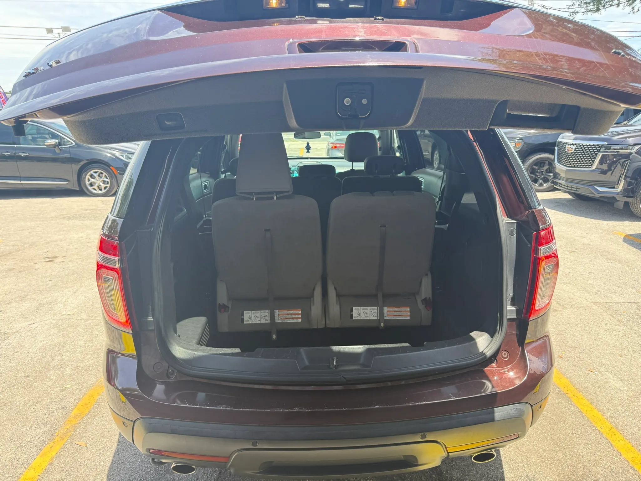 Used 2012 Ford Explorer XLT AWD/4WD image 21