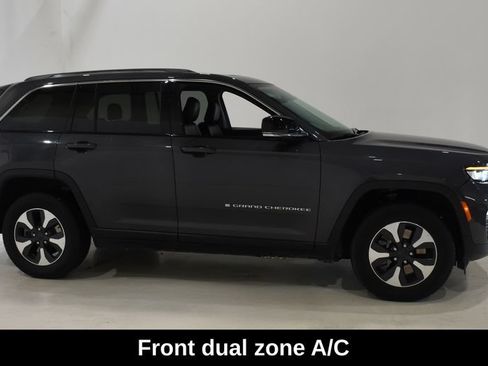Used 2024 Jeep Grand Cherokee Limited 4xe AWD/4WD image 3