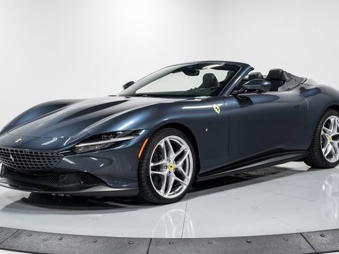 Used 2024 Ferrari Roma Spider RWD image 7