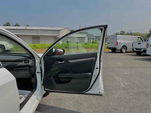 Used 2020 Honda Civic EX-L image 15