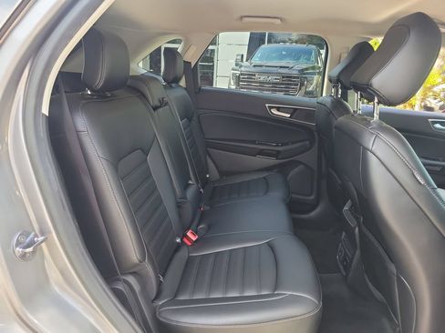 Used 2020 Ford Edge SEL w/ Convenience Package AWD/4WD image 24