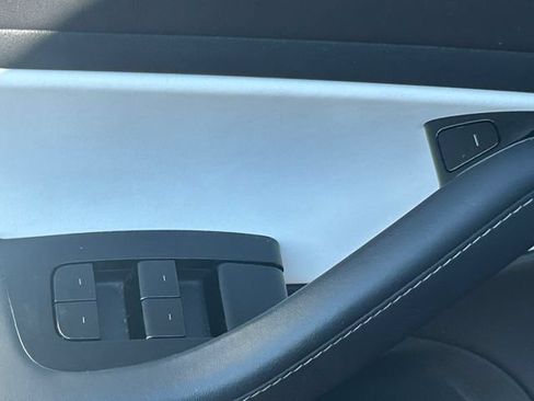 Used 2019 Tesla Model 3 AWD/4WD image 24