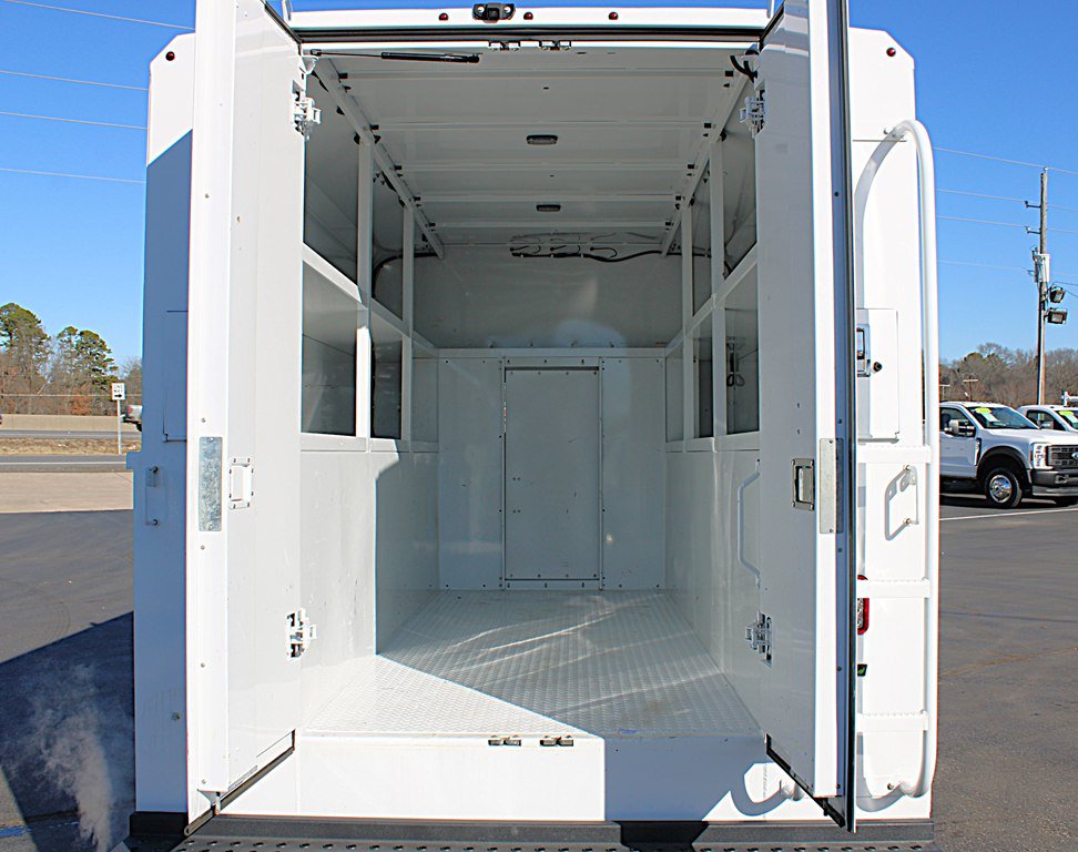 Used 2023 Chevrolet Express 3500 w/ Power Convenience Package RWD image 15