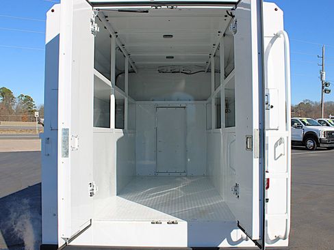 Used 2023 Chevrolet Express 3500 139WB ENCLOSED SERVICE VAN w/ Power Convenience Package image 15