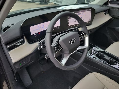 New 2026 Audi Q3 quattro 2.0T AWD/4WD image 7