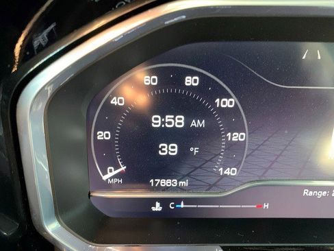 Certified 2024 GMC Sierra 1500 SLE image 29