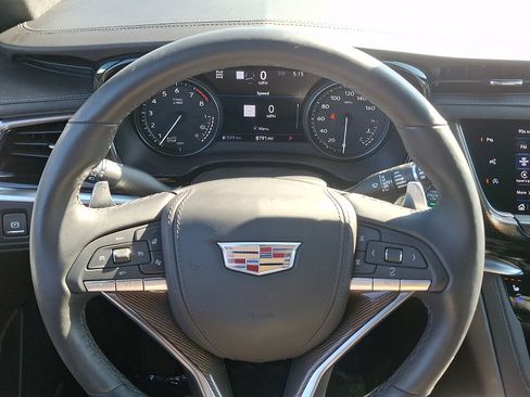 Used 2024 Cadillac XT6 Sport w/ Platinum Package AWD/4WD image 20