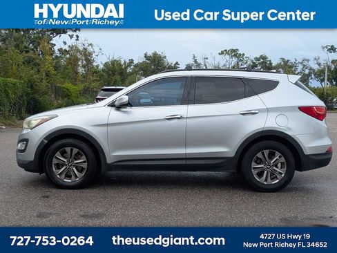 Used 2016 Hyundai Santa Fe Sport w/ Option Group 02 FWD image 2