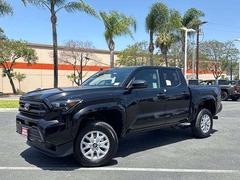 New 2026 Toyota Tacoma SR RWD image 2