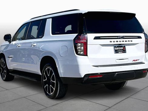Used 2024 Chevrolet Suburban RST image 11
