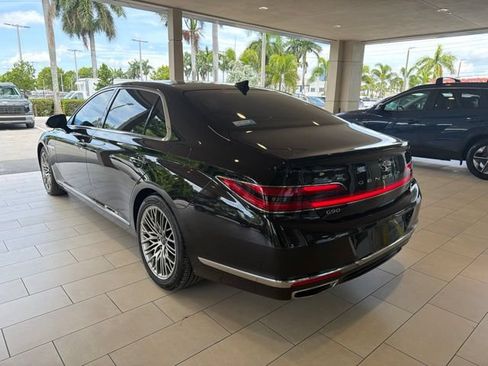 Used 2022 Genesis G90 3.3T Premium RWD image 5