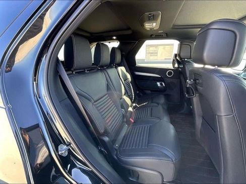 New 2026 Land Rover Discovery Limited Edition image 11