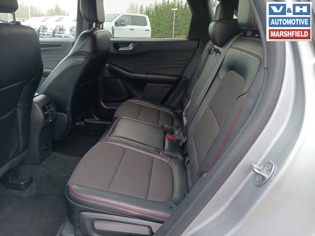 Used 2024 Ford Escape ST-Line AWD/4WD image 16