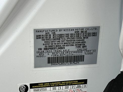 New 2026 Nissan Kicks S image 32