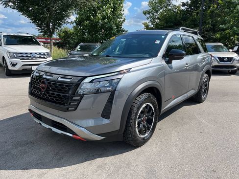 Certified 2026 Nissan Pathfinder Rock Creek AWD/4WD image 4