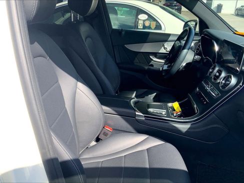 Certified 2020 Mercedes-Benz GLC 300 image 9